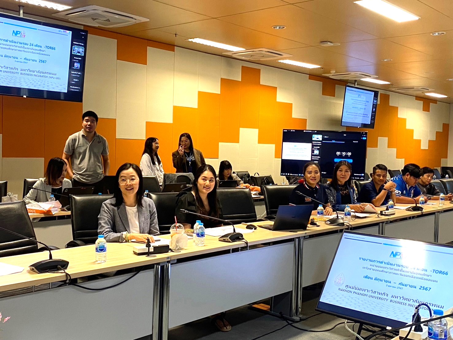 ศูนย์บ่มเพาะวิสาหกิจ ม.นครพนม เข้าร่วมนำเสนอผลการดำเนินงานงานและรับการประเมินผลการดำเนินของหน่วยบ่มเพาะวิสาหกิจ เครือข่ายอีสานตอนบน รอบ 24 เดือน ประจำ TOR 2566
