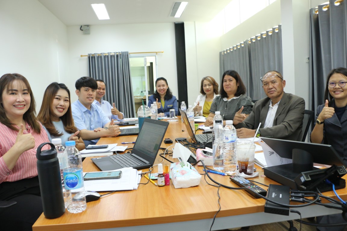 ม.นครพนม ประชุมเตรียมความพร้อมคณะกรรมการส่งเสริมและยกระดับสถาบันเพื่อจัดอันดับ QS World University Rankings