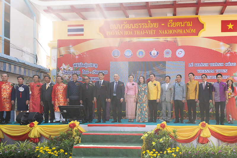 ม.นครพนม ร่วมพิธีเปิดซุ้มประตูถนนวัฒนธรรม ไทย-เวียดนาม