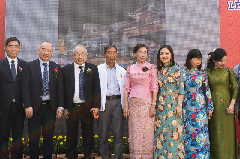 ม.นครพนม ร่วมพิธีเปิดซุ้มประตูถนนวัฒนธรรม ไทย-เวียดนาม