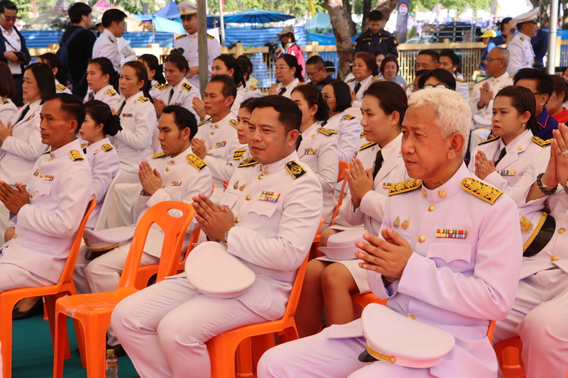 ม.นครพนม ร่วมพิธีอัญเชิญไฟพระฤกษ์ แห่ปราสาทผึ้ง ประเพณีออกพรรษาและไหลเรือไฟ ประจำปี 2567