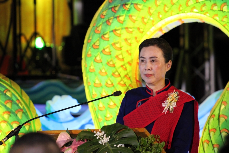 ม.นครพนม ร่วมพิธีเปิดงานมหกรรมไหลเรือไฟนครพนม ประจำปี 2567