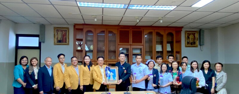 ม.นครพนม เข้าหารือแนวทางการวางแผน การผลิตแพทย์ และบุคลากรด้านสาธารณสุข ภายใต้โครงการ 9 หมอ ณ โรงพยาบาลเลย