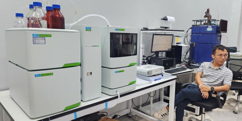 คณะวิทยาศาสตร์ ม.นครพนม จัดอบรมการใช้งานเครื่อง HPLC และ Preperative LC (The Faculty of Science at Nakhon Phanom University organized training on the use of HPLC and Preparative LC machines.)