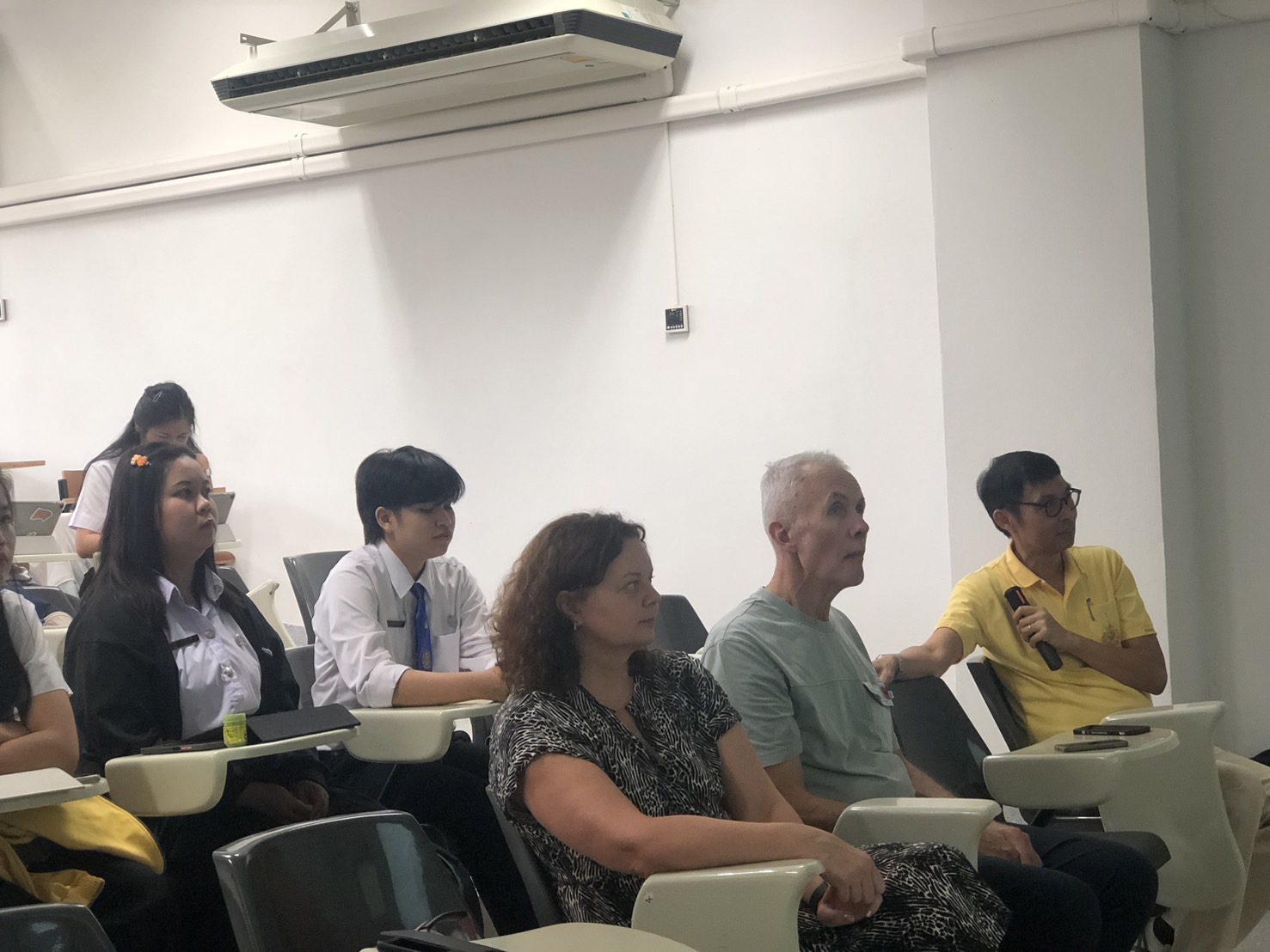 คณะวิทยาศาสตร์ ม.นครพนม จัดบรรยายพิเศษ AgroCrop Future and Research in Estonia