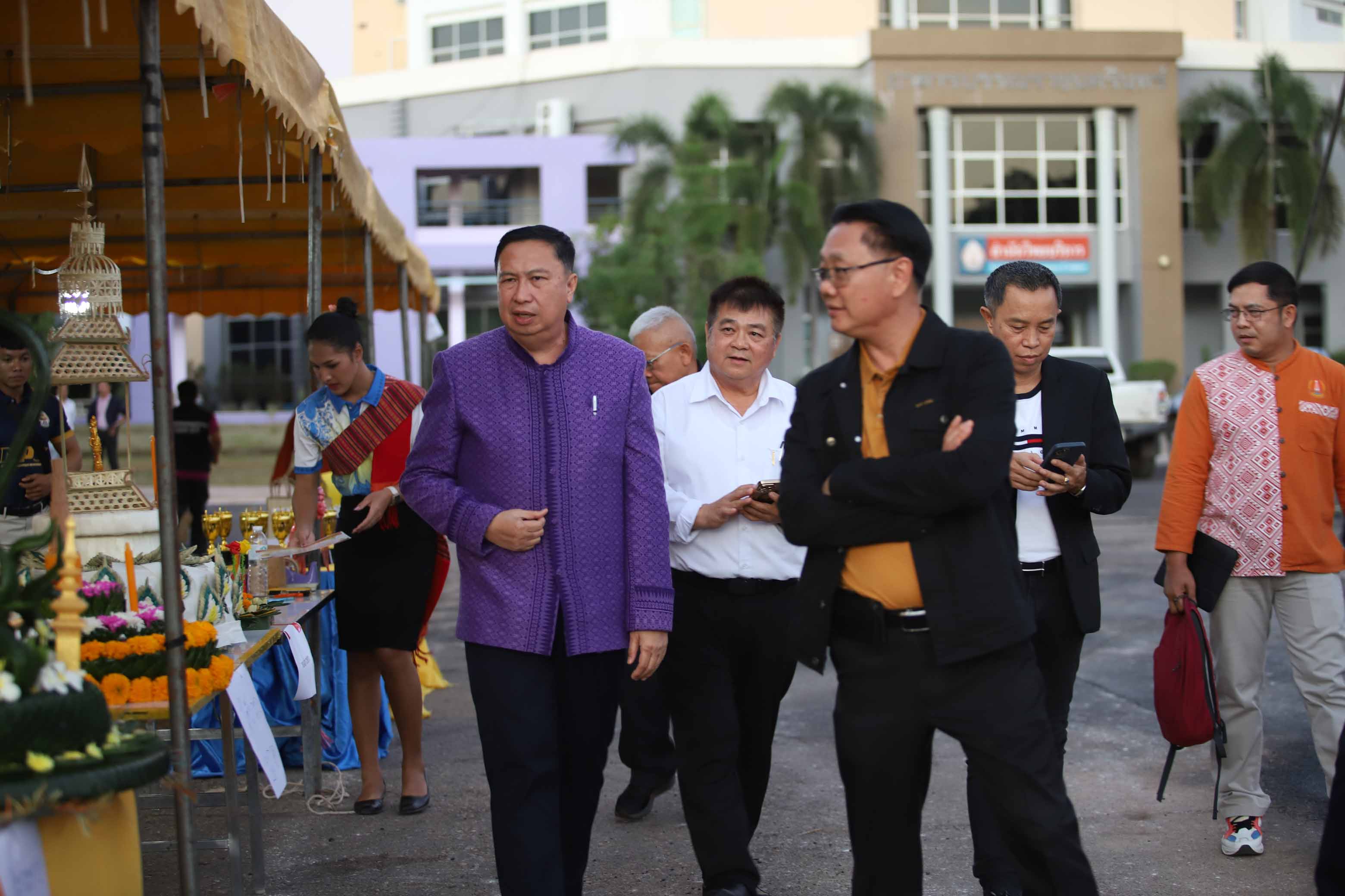 ม.นครพนม สมมานทีธาร สืบสานงานประเพณีวันลอยกระทง ประจำปี 2567