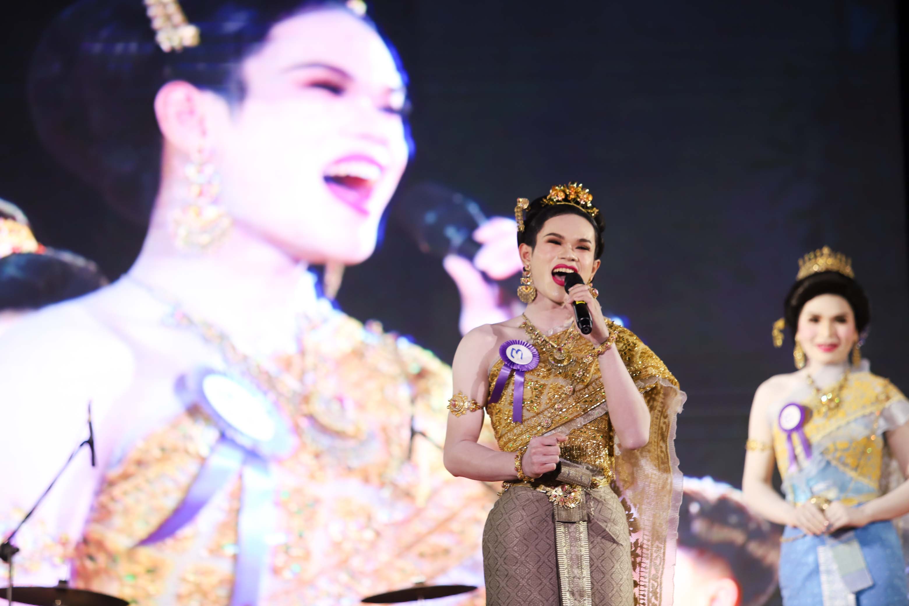 ม.นครพนม สมมานทีธาร สืบสานงานประเพณีวันลอยกระทง ประจำปี 2567