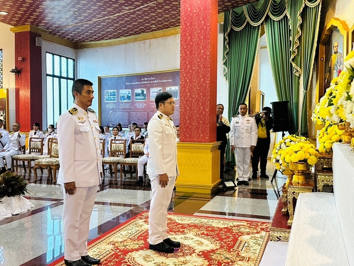 ม.นครพนม ร่วมประกอบพิธีถวายราชสักการะ น้อมรำลึกในพระมหากรุณาธิคุณพระบิดาแห่งฝนหลวง