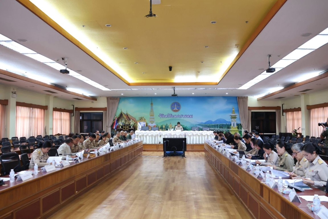 ม.นครพนม ร่วมประชุมคณะทำงานจัดทำหนังสือจดหมายเหตุและหนังสือที่ระลึกงานพระราชพิธีถวายพระเพลิงพระบรมศพ สมเด็จพระนางเจ้าสิริกิติ์ พระบรมราชินีนาถ พระบรมราชชนนีพันปีหลวง