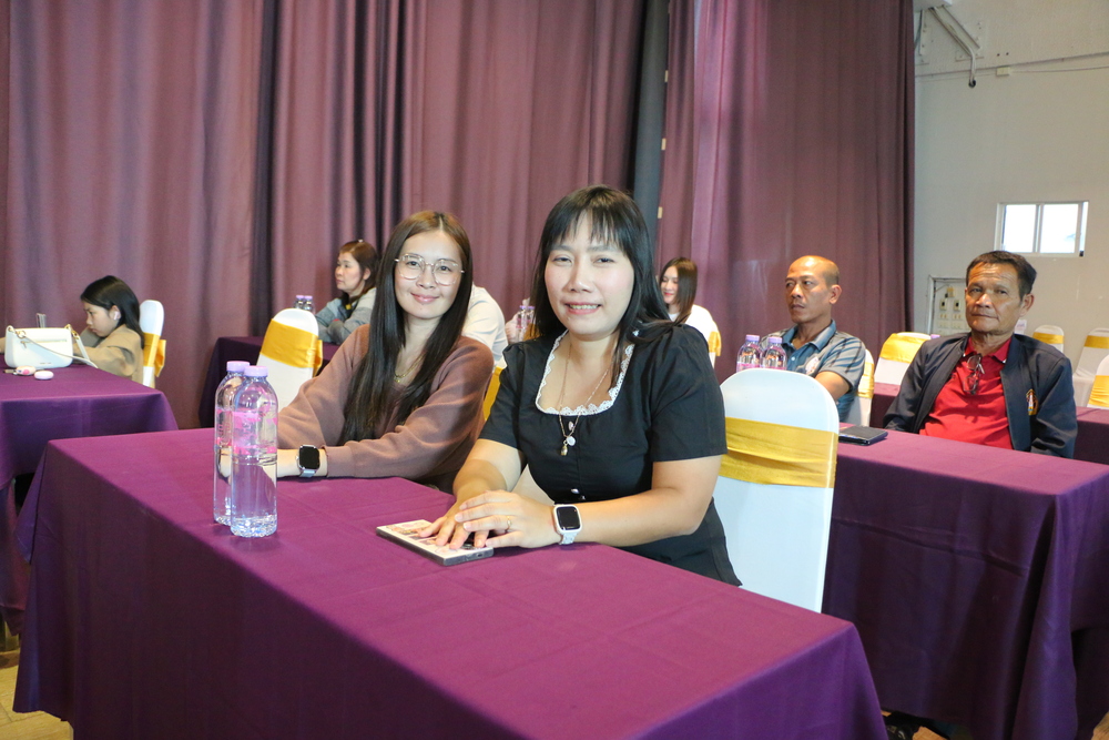 สำนักงานอธิการบดี มหาวิทยาลัยนครพนม จัดโครงการพัฒนาศักยภาพบุคลากร ศึกษาดูงานและแลกเปลี่ยนเรียนรู้การบริหารองค์กร