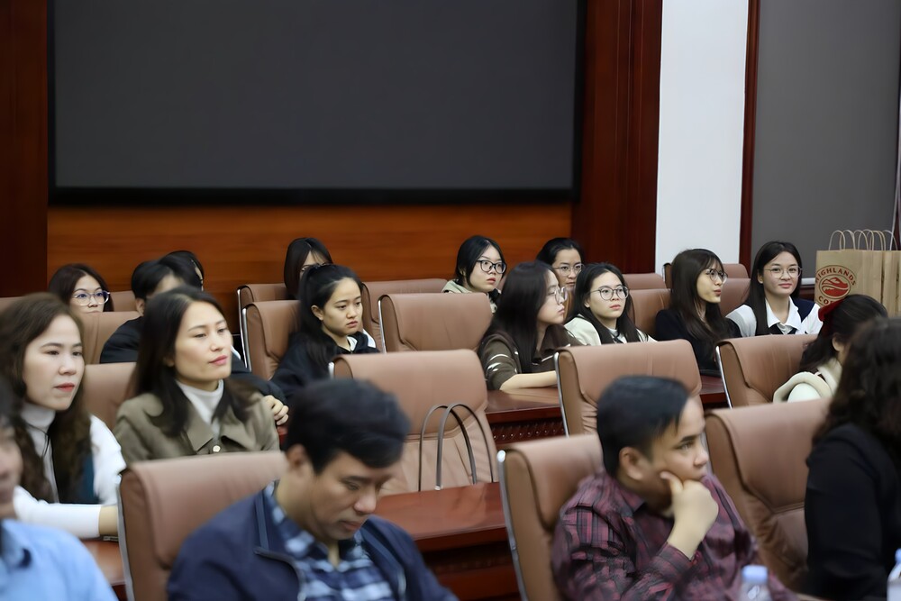 NPU and Vinh University Broaden Academic Collaboration in the Mekong Region