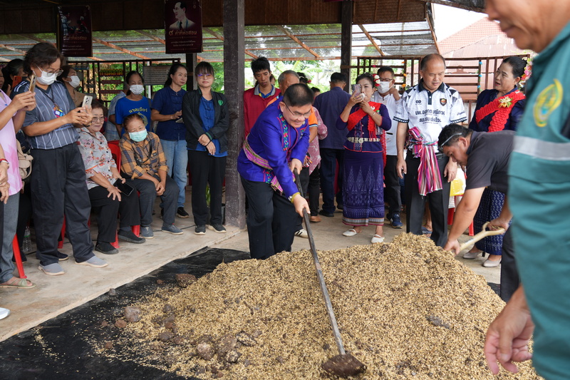 NPU Helps Farmers Add Value to Tomato Production