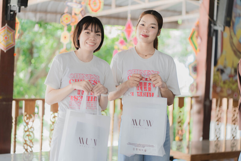 ทีมวิจัย ม.นครพนม ขับเคลื่อนทุนวัฒนธรรมสู่เศรษฐกิจสร้างสรรค์นาหว้า เปิดเวทีถอดอัตลักษณ์อีสาน พัฒนานวัตกรรมสิ่งทอจากเปลือกทุเรียนเพิ่มมูลค่าชุมชน