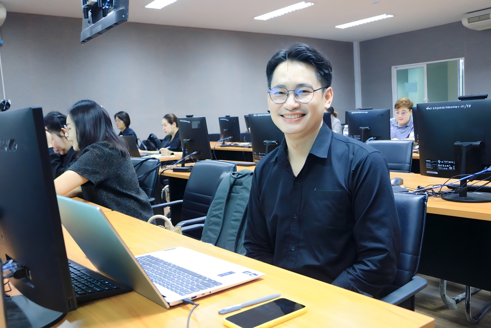 สำนักงานอธิการบดี ม.นครพนม ยกระดับศักยภาพบุคลากรสายสนับสนุน จัดอบรมเชิงปฏิบัติการเขียนคู่มือปฏิบัติงานสู่ตำแหน่งที่สูงขึ้น