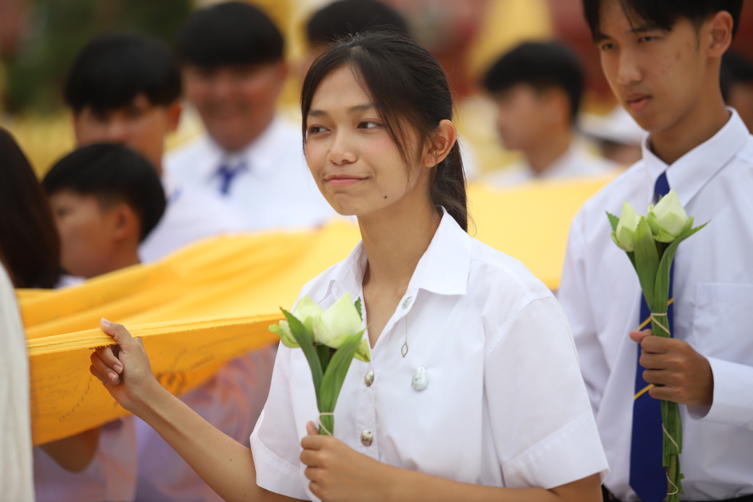 NPU Begins Academic Year with Sacred Phra That Phanom Tradition