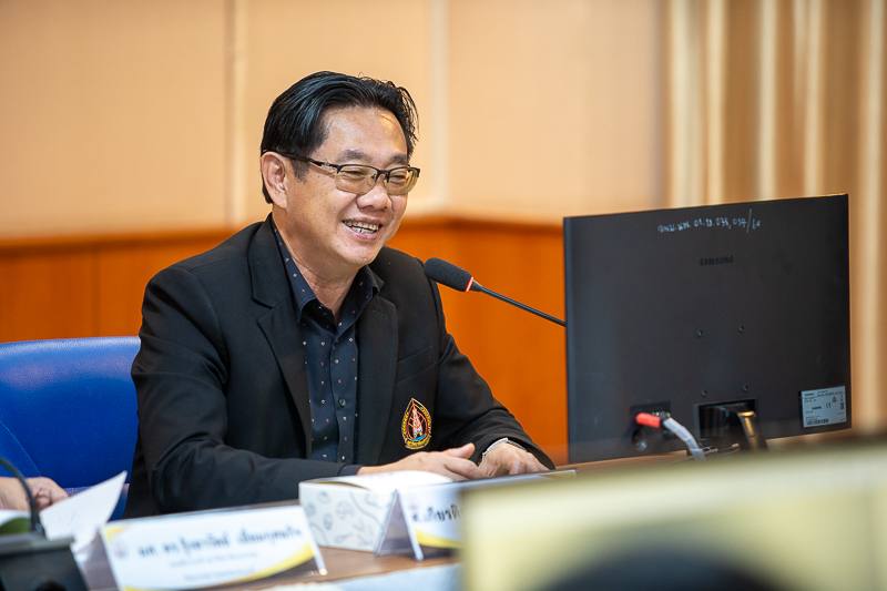 คณะแพทยศาสตร์ มหาวิทยาลัยนครพนม จัดประชุมวิพากษ์หลักสูตรแพทยศาสตรบัณฑิต เดินหน้าพัฒนาหลักสูตรผลิตแพทย์คุณภาพ