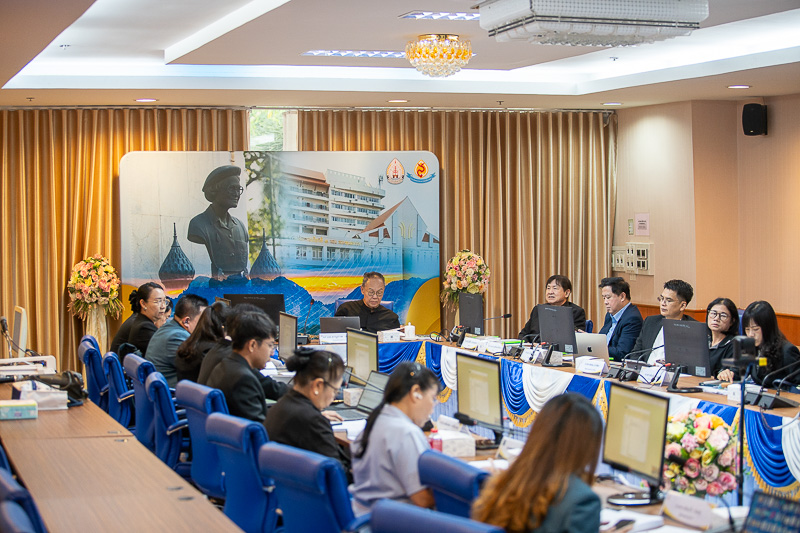 คณะแพทยศาสตร์ มหาวิทยาลัยนครพนม จัดประชุมวิพากษ์หลักสูตรแพทยศาสตรบัณฑิต เดินหน้าพัฒนาหลักสูตรผลิตแพทย์คุณภาพ