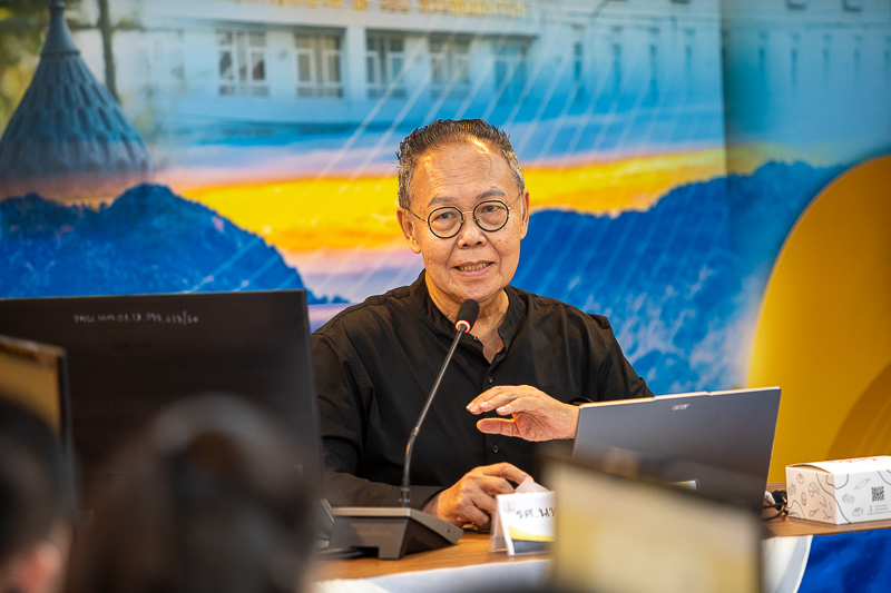 คณะแพทยศาสตร์ มหาวิทยาลัยนครพนม จัดประชุมวิพากษ์หลักสูตรแพทยศาสตรบัณฑิต เดินหน้าพัฒนาหลักสูตรผลิตแพทย์คุณภาพ