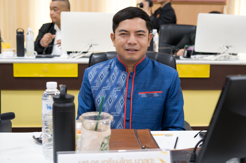 ม.นครพนม ต้อนรับคณะ สว. คณะกรรมการขับเคลื่อนโครงการสมาชิกวุฒิสภาพบประชาชน ลงพื้นที่มหาวิทยาลัยนครพนม ขับเคลื่อนคณะแพทยศาสตร์และกฎหมายพัฒนาท้องถิ่น