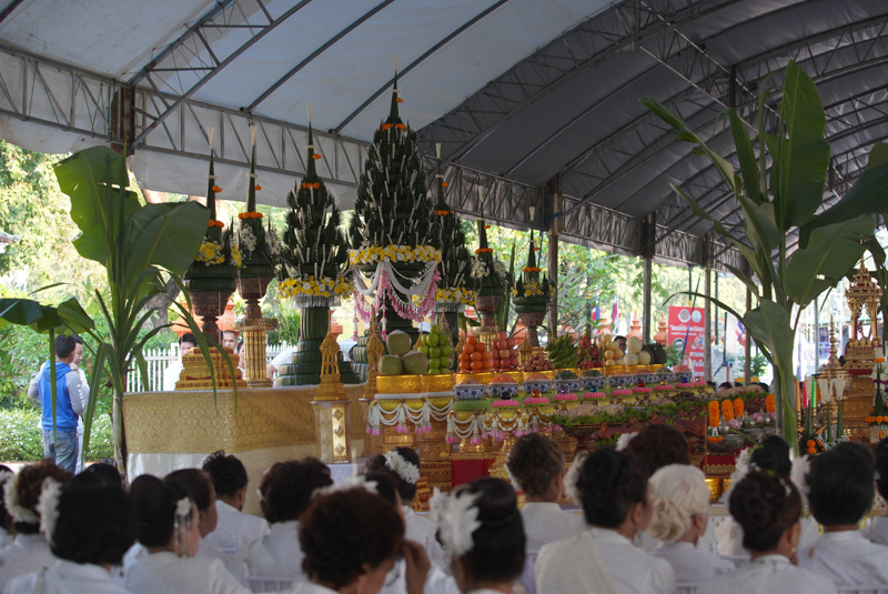 ม.นครพนม ร่วมพิธีบวงสรวงศาลหลักเมือง เสริมสิริมงคลก่อนงานไหลเรือไฟ 2569