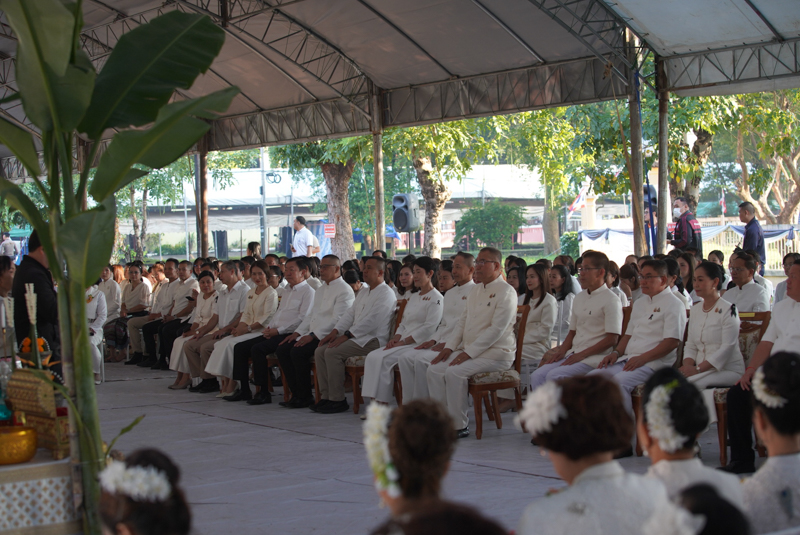 ม.นครพนม ร่วมพิธีบวงสรวงศาลหลักเมือง เสริมสิริมงคลก่อนงานไหลเรือไฟ 2569