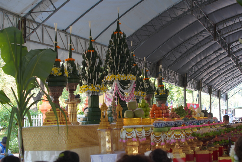 ม.นครพนม ร่วมพิธีบวงสรวงศาลหลักเมือง เสริมสิริมงคลก่อนงานไหลเรือไฟ 2569
