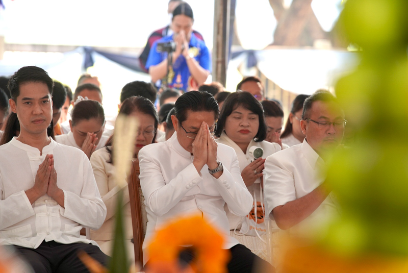 ม.นครพนม ร่วมพิธีบวงสรวงศาลหลักเมือง เสริมสิริมงคลก่อนงานไหลเรือไฟ 2569