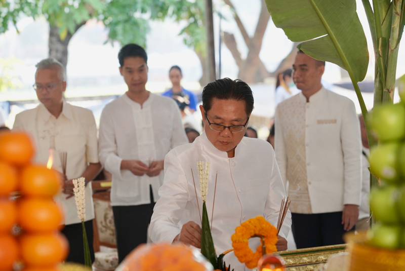 ม.นครพนม ร่วมพิธีบวงสรวงศาลหลักเมือง เสริมสิริมงคลก่อนงานไหลเรือไฟ 2569