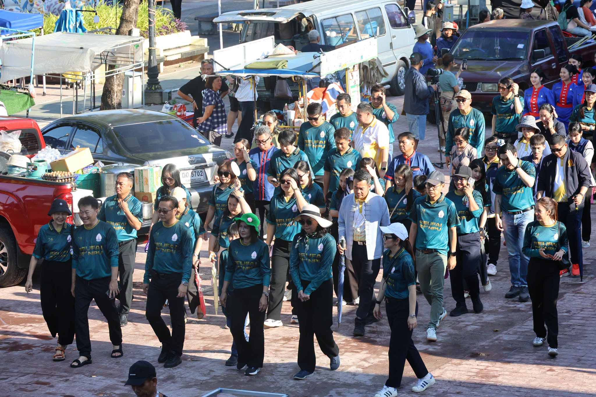 Nakhon Phanom University Celebrates Global Success with Victory Parade for Nakhon Phanom Illuminated Boat Festival