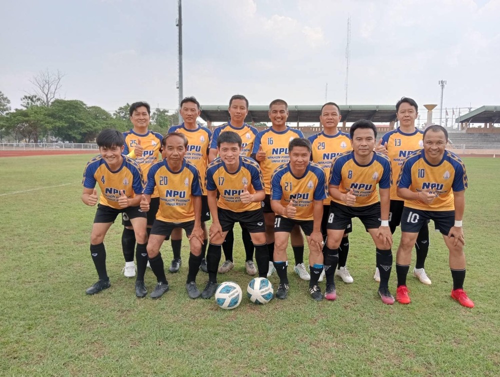 ทัพนักกีฬา ม.นครพนม ร่วมแข่งขันกีฬาประเพณีจตุรมิตร ครั้งที่ 21 ราชพฤกษ์เกมส์ พร้อมรับธงเจ้าภาพ จัดการแข่งขันครั้งที่ 22