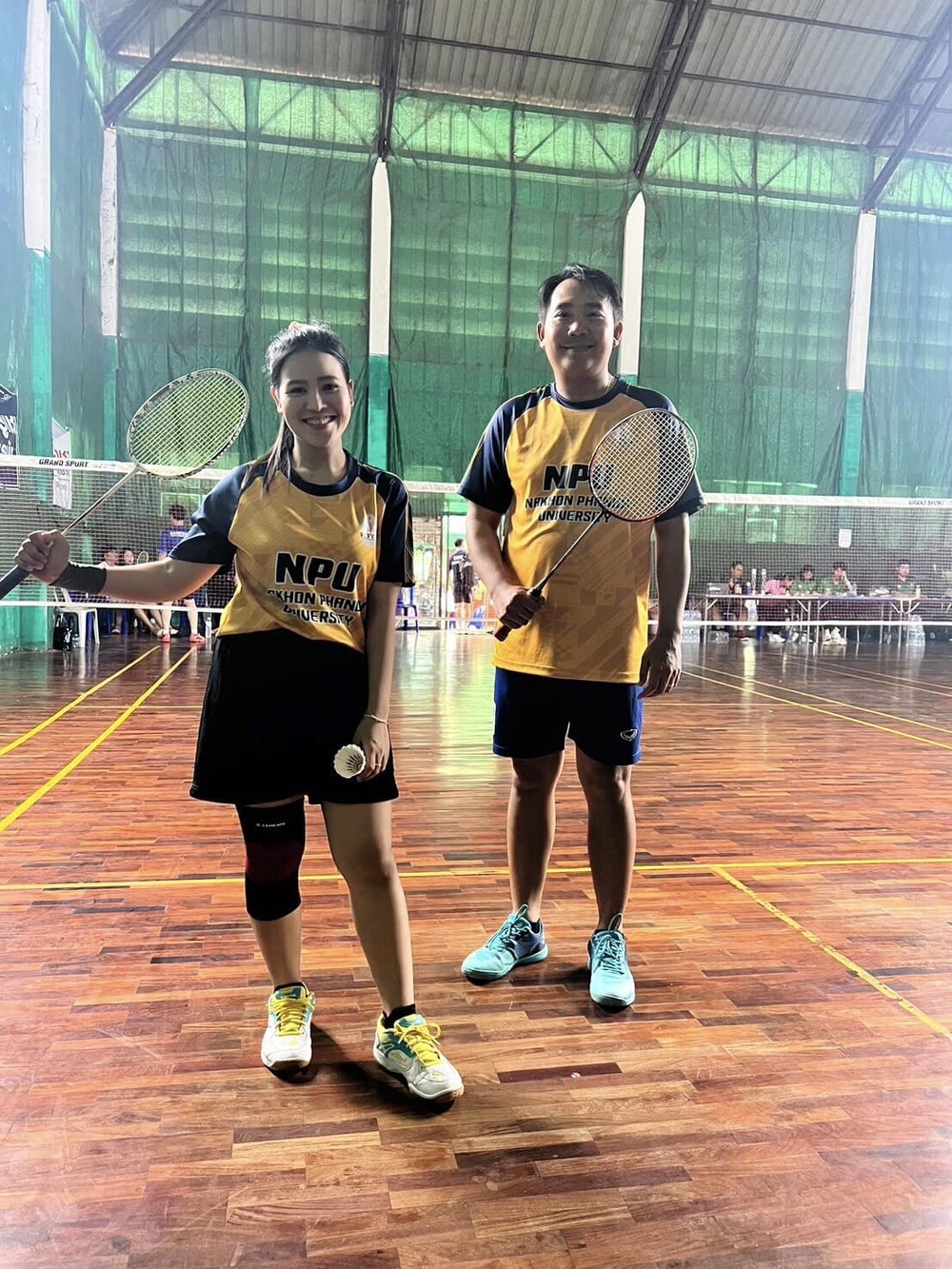 ทัพนักกีฬา ม.นครพนม ร่วมแข่งขันกีฬาประเพณีจตุรมิตร ครั้งที่ 21 ราชพฤกษ์เกมส์ พร้อมรับธงเจ้าภาพ จัดการแข่งขันครั้งที่ 22