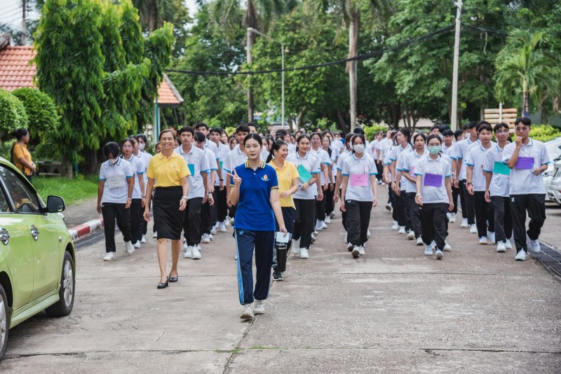 วพบ.นครพนม จัดกิจกรรมรับน้องเข้าหอของนักศึกษาหลักสูตรพยาบาลศาสตร์ชั้นปีที่ 1 รุ่นที่ 32 ประจำปีการศึกษา 2567