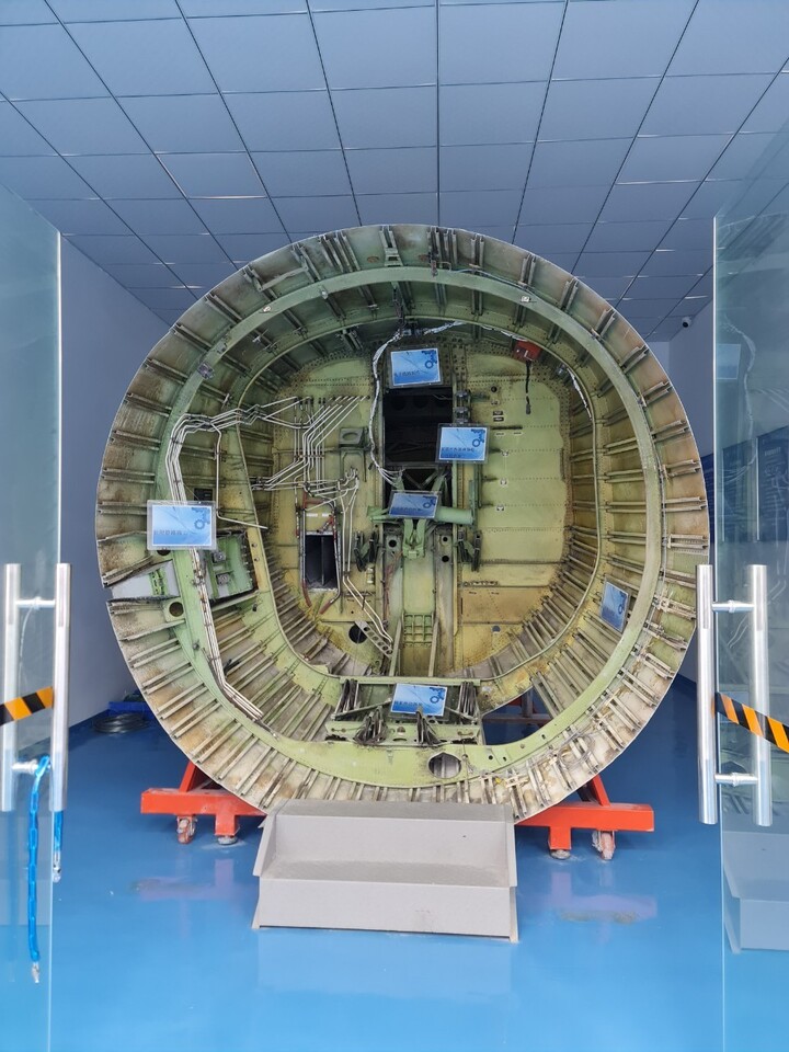 ม.นครพนม หารือวิทยาลัยอาชีวศึกษาเมืองฉงชิ่ง สาธารณรัฐประชาชนจีน พัฒนาหลักสูตรด้าน EV ทั้งในระดับ ปวส. และ ป.ตรี