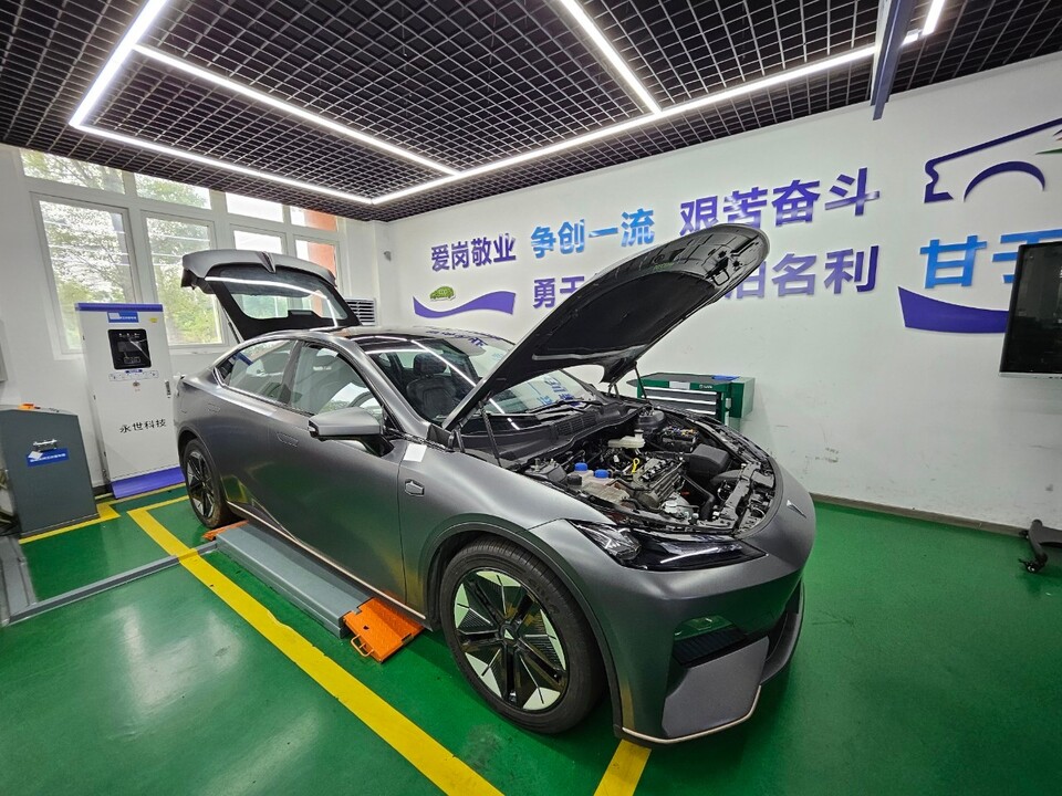 ม.นครพนม หารือวิทยาลัยอาชีวศึกษาเมืองฉงชิ่ง สาธารณรัฐประชาชนจีน พัฒนาหลักสูตรด้าน EV ทั้งในระดับ ปวส. และ ป.ตรี