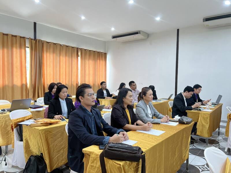 สภาคณาจารย์และข้าราชการ ม.นครพนม จัดโครงการทำแผนปฏิบัติราชการพร้อมศึกษาดูงานสภาอาจารย์ ม.อุบลราชธานี