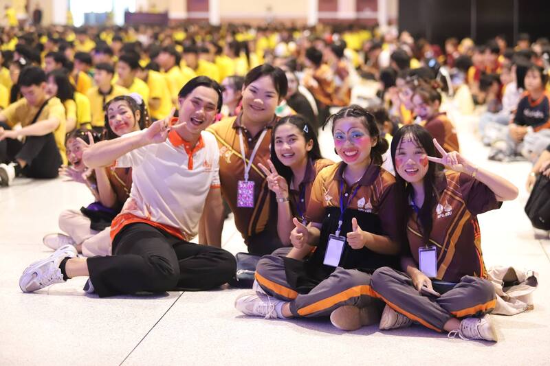 Nakhon Phanom University Hosts the Orientation and Bai Sri Su Kwan Ceremony for Welcoming New Students for the Academic Year 2024
