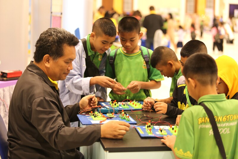 คณะวิทยาศาสตร์ ม.นครพนม จัดงานสัปดาห์วิทยาศาสตร์แห่งชาติส่วนภูมิภาค ครั้งที่ 9 ประจำปี 2567