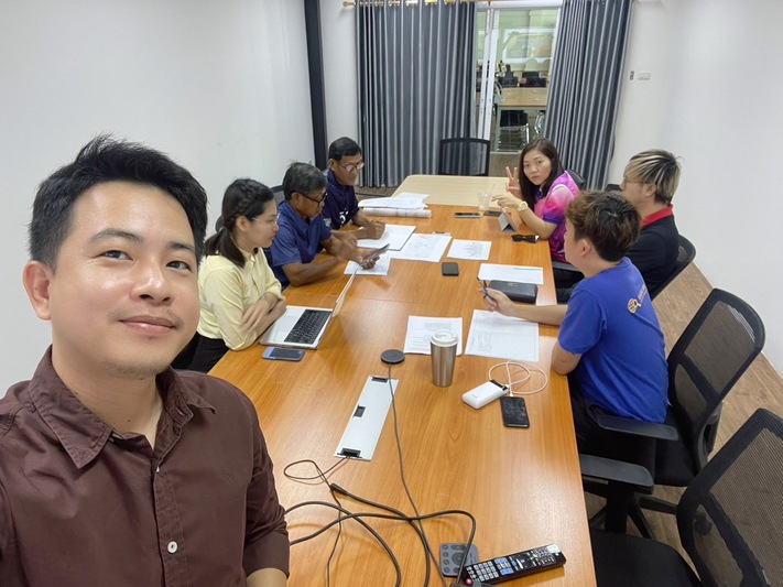 ม.นครพนม ประชุมเตรียมสร้างเรือไฟโชว์ ความสูง 12 เมตร ความยาว 40 เมตร ในงานประเพณีไหลเรือไฟจังหวัดนครพนม ประจำปี 2567