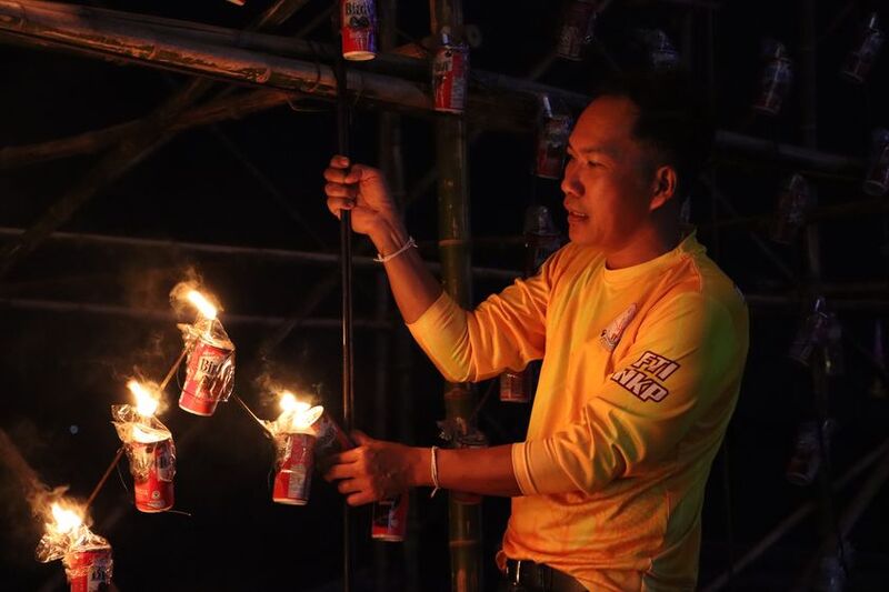 Nakhon Phanom University Presents Illuminated Boat Show, Preserving Traditional Wisdom with 19 Celebratory Fireworks for University's 19th Anniversary