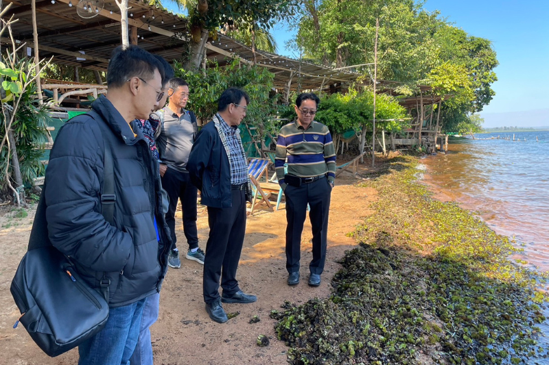 ม.นครพนม ลงสำรวจพื้นที่ร่วมหาแนวทางกำจัดวัชพืช (จอกหูหนู) บริเวณบึงโขงหลง จ.บึงกาฬ