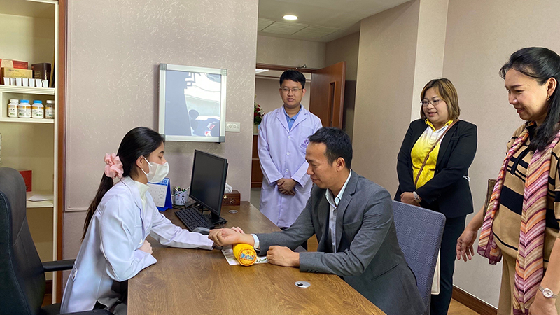 ม.นครพนม หารือศูนย์แผนแพทย์จีนพุทธเมตตาถังหมิง เตรียมแผนเปิดหลักสูตรการแพทย์แผนไทยบัณฑิต