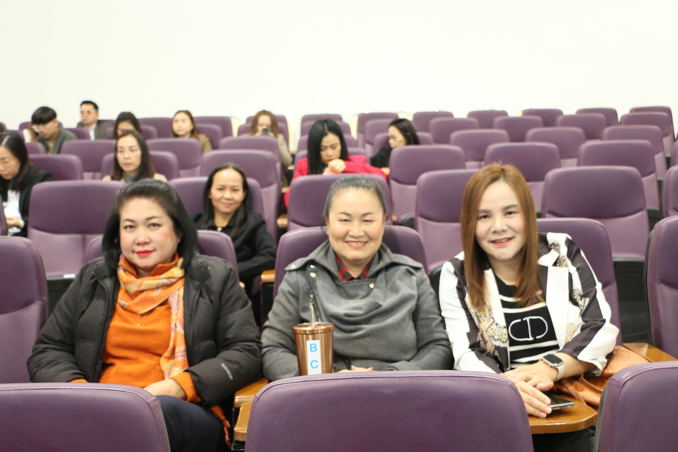 ม.นครพนม จัดโครงการฝึกอบรมการเพิ่มประสิทธิภาพในการปฏิบัติงานด้านการเงินการคลังภาครัฐ เพื่อให้ได้รับการรับรองจากสำนักงานตรวจเงินแผ่นดิน ประจำปีงบประมาณ พ.ศ.2568