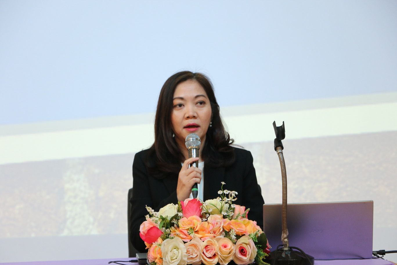 ม.นครพนม จัดโครงการฝึกอบรมการเพิ่มประสิทธิภาพในการปฏิบัติงานด้านการเงินการคลังภาครัฐ เพื่อให้ได้รับการรับรองจากสำนักงานตรวจเงินแผ่นดิน ประจำปีงบประมาณ พ.ศ.2568