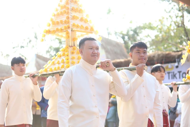 ม.นครพนม ร่วมขบวนพิธีอัญเชิญพระอุปคุต งานนมัสการองค์พระธาตุพนม ประจำปี 2568