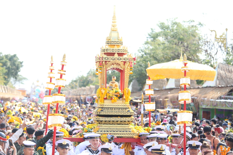 ม.นครพนม ร่วมขบวนพิธีอัญเชิญพระอุปคุต งานนมัสการองค์พระธาตุพนม ประจำปี 2568