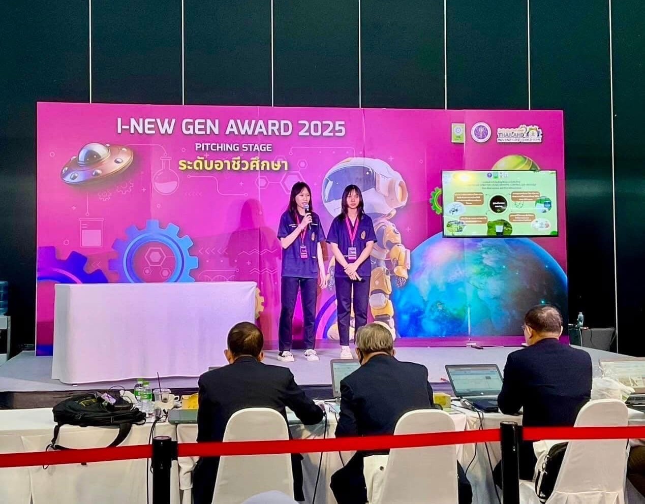 นักศึกษา วิทยาลัยธาตุพนม คว้าเหรียญเงิน 3 รางวัล สุดยอดนวัตกรรมสิ่งประดิษฐ์ Thailand Inventors ‘Day 2025