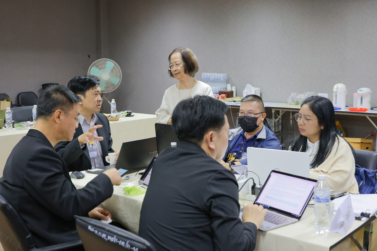 ม.นครพนม ส่งเสริมสร้างผู้ประเมินคุณภาพการศึกษาภายในตามเกณฑ์ AUN-QA