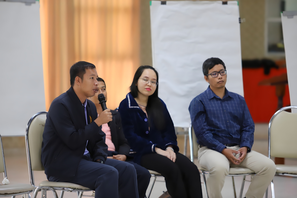 ม.นครพนม จัดโครงการเสริมสร้างสุขภาวะและให้คำปรึกษานักศึกษา เน้นดูแลสุขภาพจิตและพร้อมรับมือสถานการณ์ฉุกเฉิน (Nakhon Phanom University organizes a project to enhance student well-being and provide counselling, focusing on mental health care and preparedness for emergency situations.)