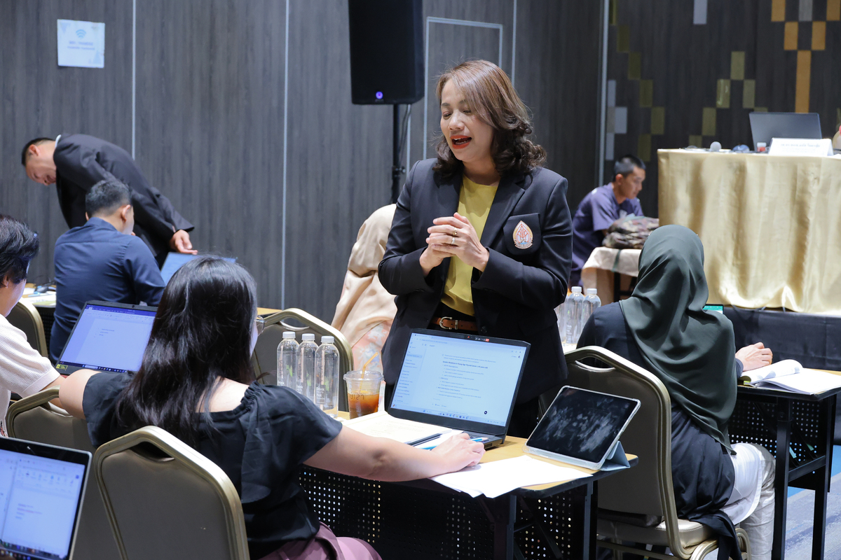 คณะวิทยาศาสตร์ ม.นครพนม จัดอบรมทบทวนวรรณกรรมและวิเคราะห์อภิมาน เพื่อเสริมสร้างความรู้ในงานวิจัยทางการแพทย์และวิทยาศาสตร์สุขภาพ