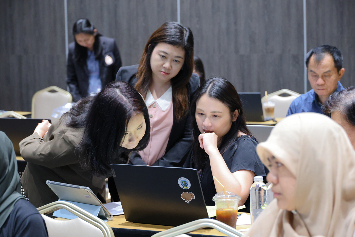 คณะวิทยาศาสตร์ ม.นครพนม จัดอบรมทบทวนวรรณกรรมและวิเคราะห์อภิมาน เพื่อเสริมสร้างความรู้ในงานวิจัยทางการแพทย์และวิทยาศาสตร์สุขภาพ